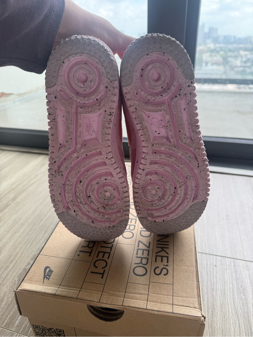 Nike Women’s Air Force 1 Low Crater Flyknit ‘Pink Glaze’ - Picture 10 of 12